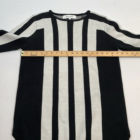 Elliott Sweater Dress Tunic Size S Black And White EUC Like New - Picture 5 of 9